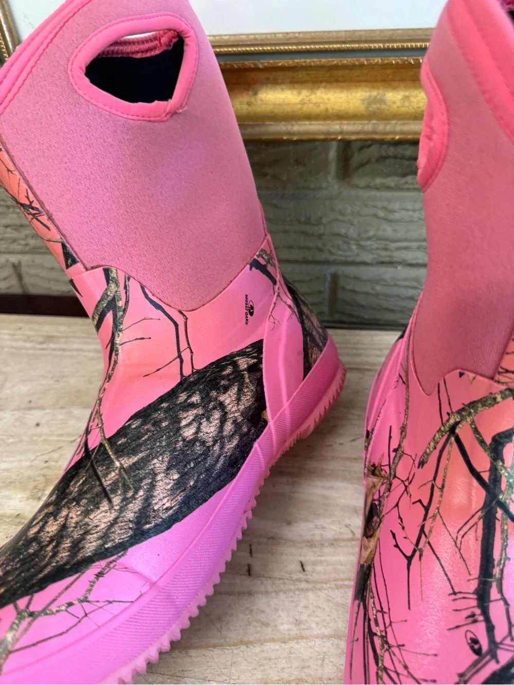 Rocky pick camo boots big for size 6
